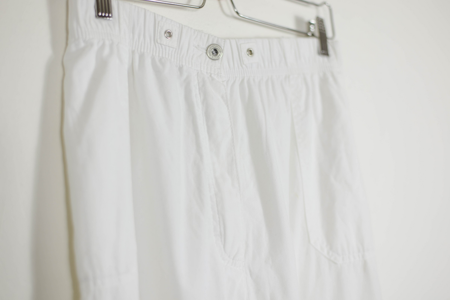 Bavlněné bílé kalhoty do pasu L